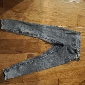 Ivory Ella's stretch jeans